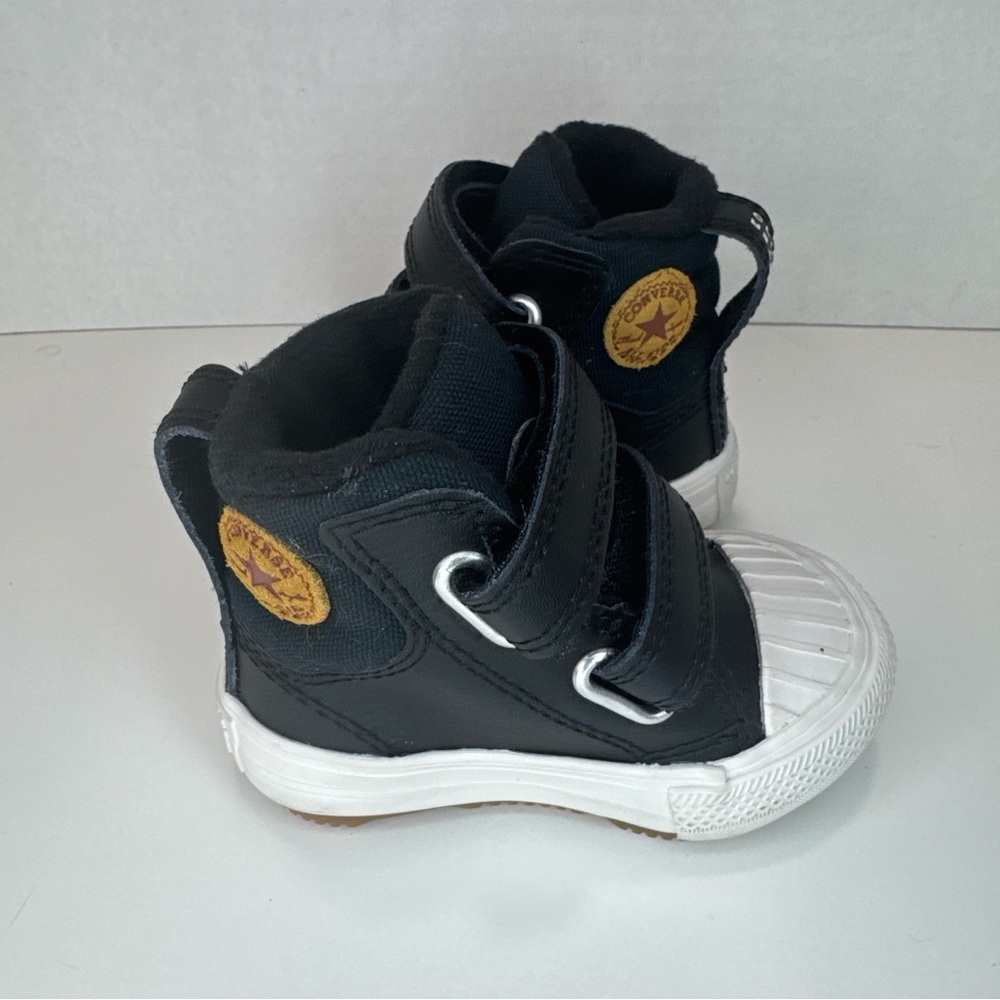 Converse Chuck Taylor Kids Black and White High-Top Sneakers Size 2